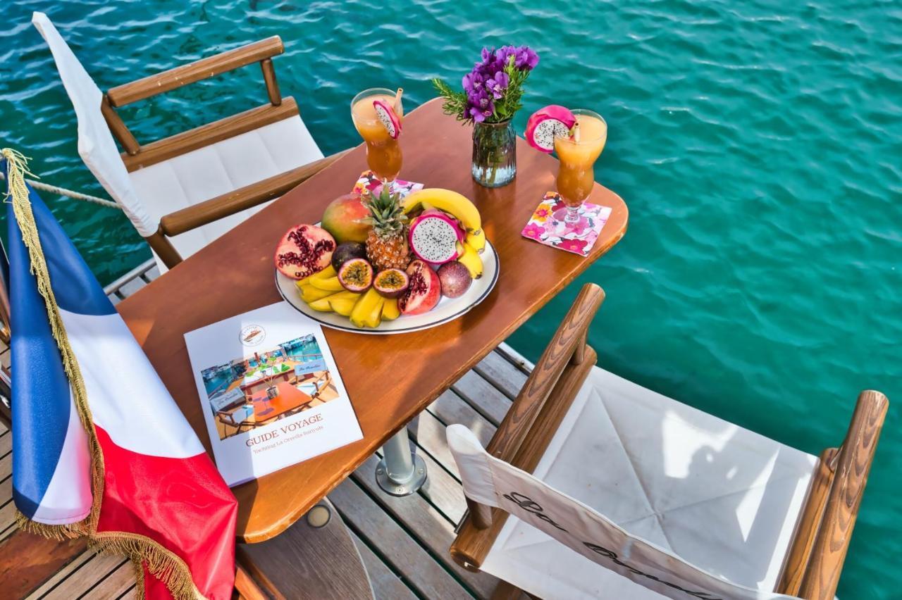 Bateau-hôtel La Ornella - Location Bateau à Quai De Thierry Bourgait